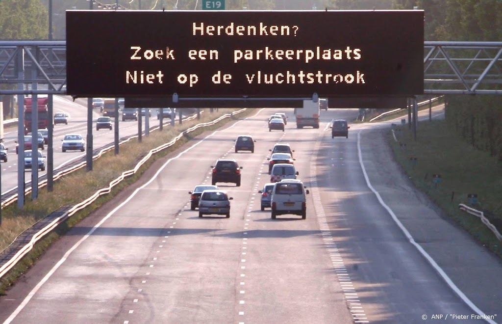 Rijkswaterstaat: herdenken op vluchtstrook gevaarlijk