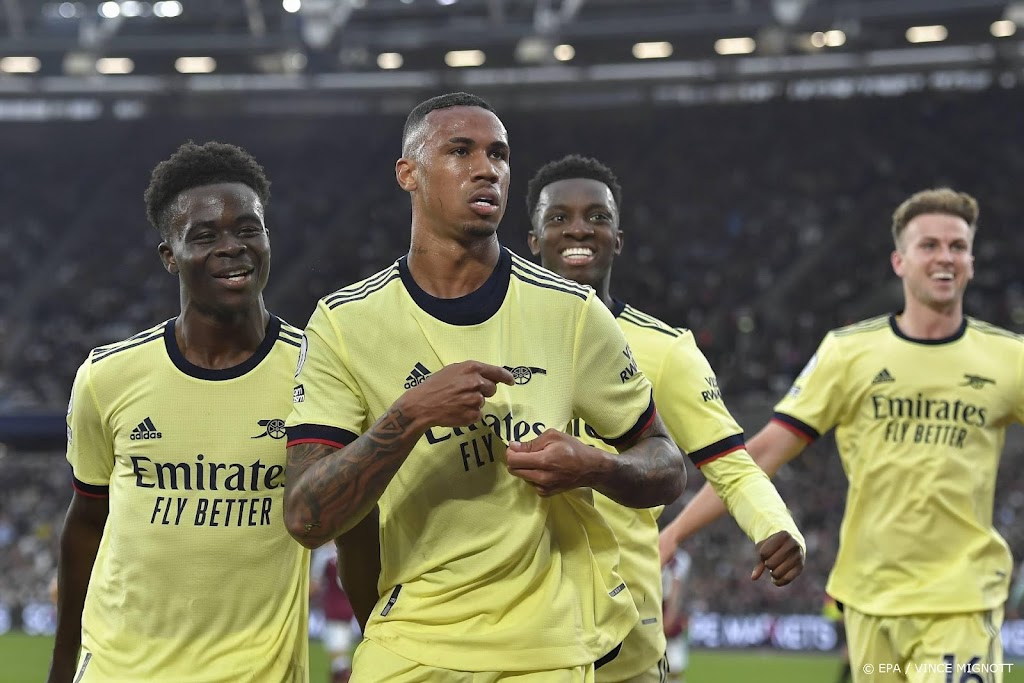 Arsenal weer vierde na zege bij West Ham United