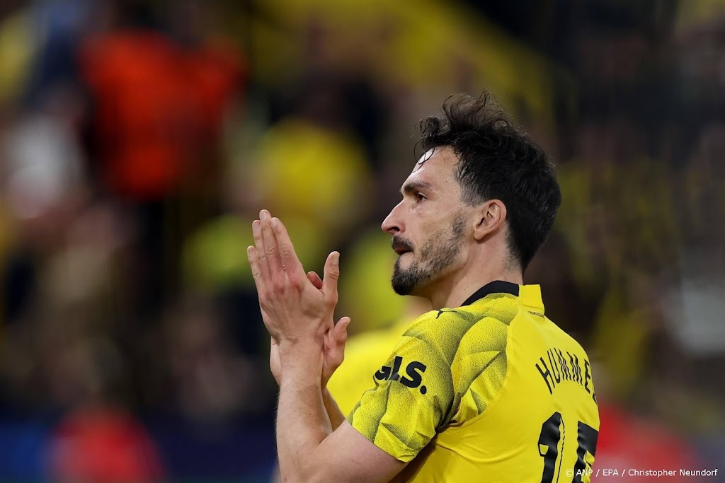 Verdediger Hummels knokt zich met Dortmund naar zege op PSG 