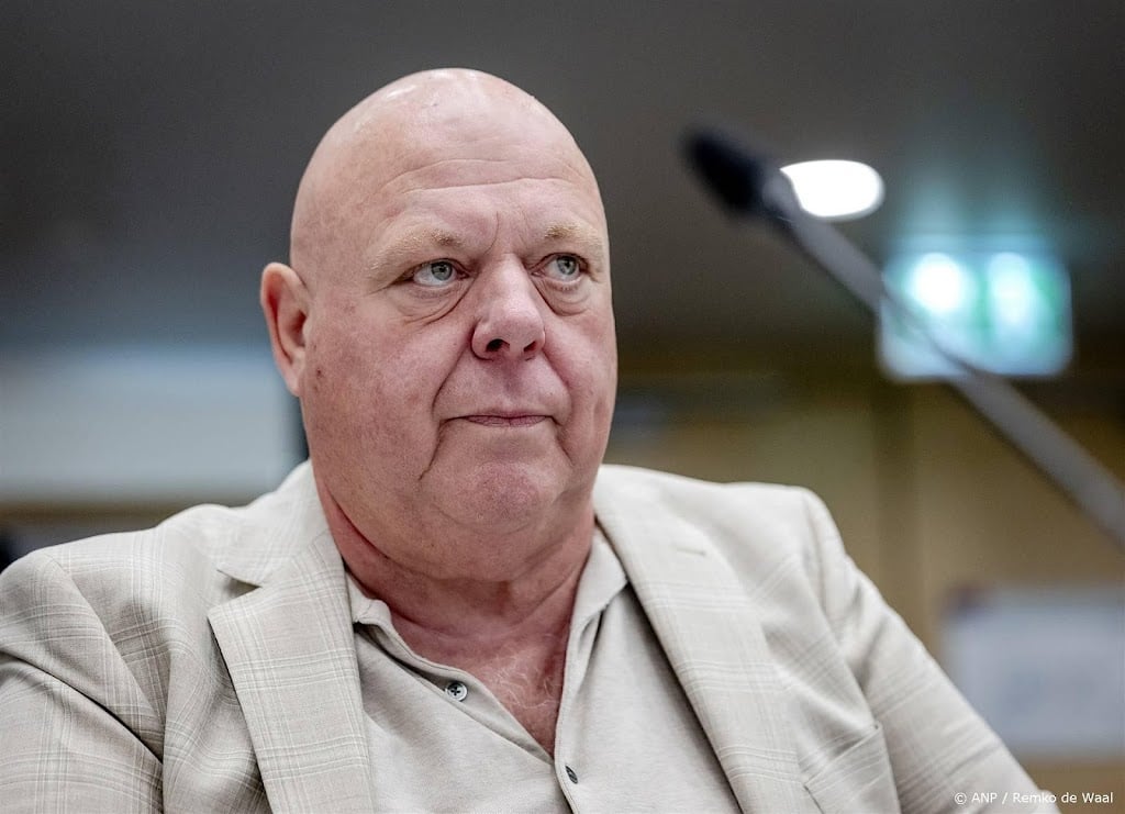 Gillis wint zaak tegen koper vakantieparken: koop moet doorgaan