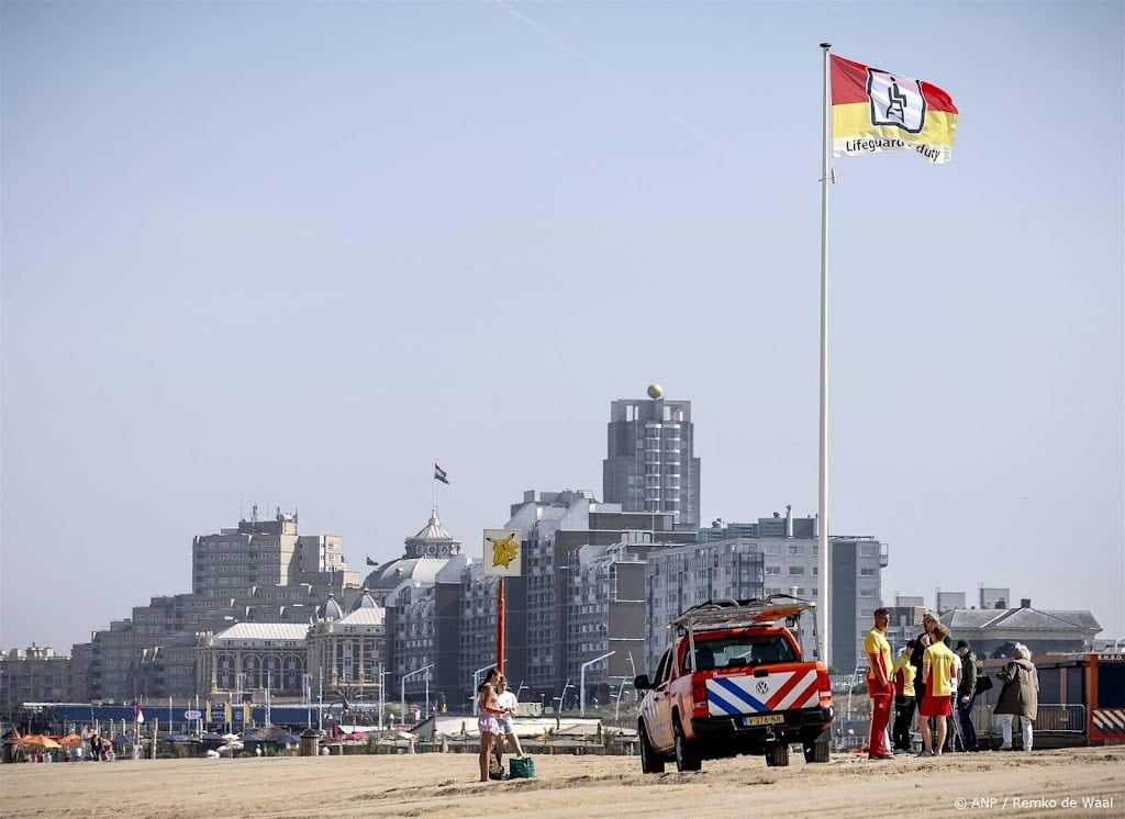 Gemeente Den Haag: kom met fiets of ov naar het strand 