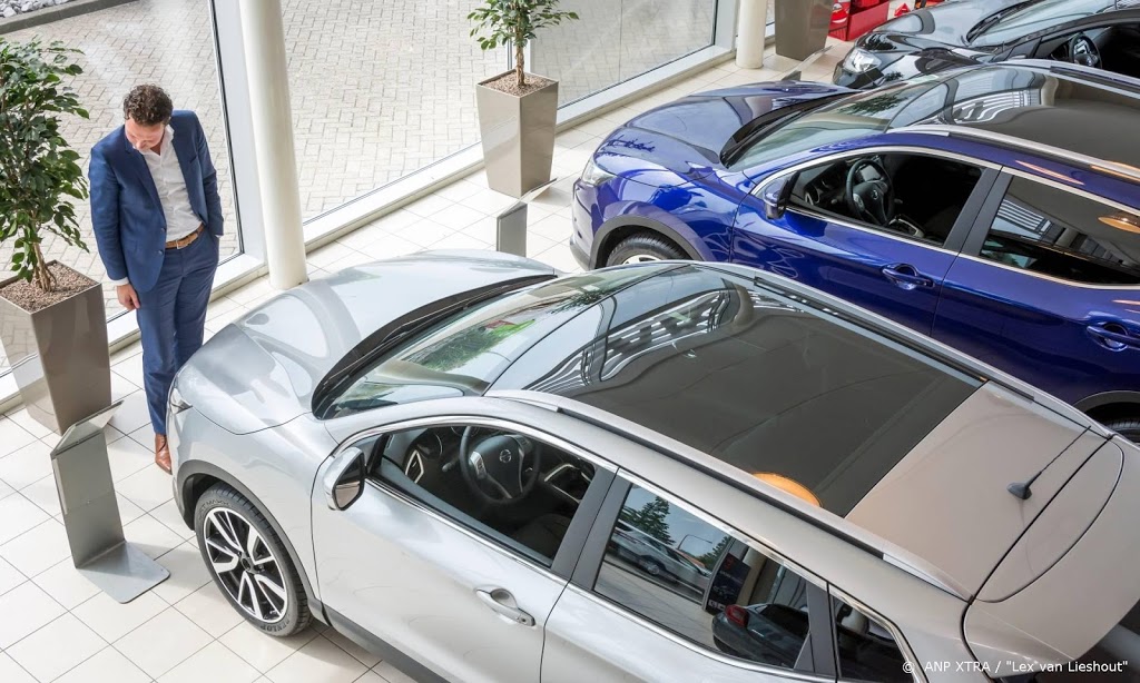 Franse autoverkoop blijft sterk onder druk door crisis