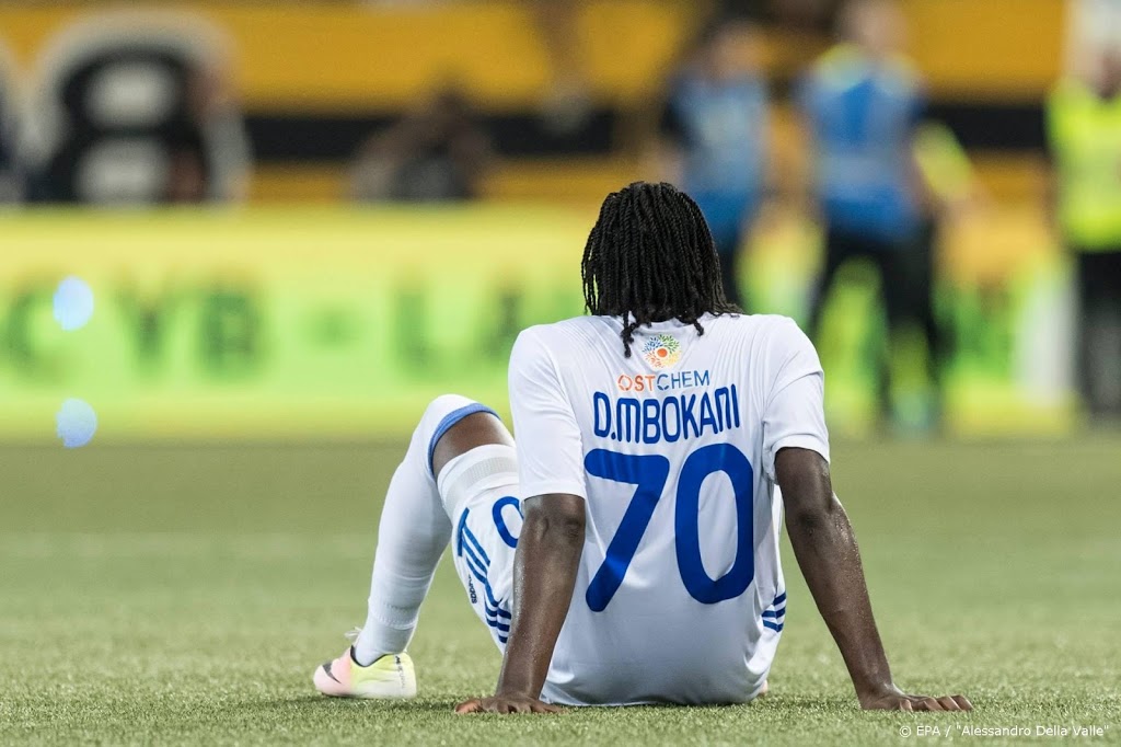 Antwerp-aanvaller Mbokani bekroont met Ebbenhouten Schoen