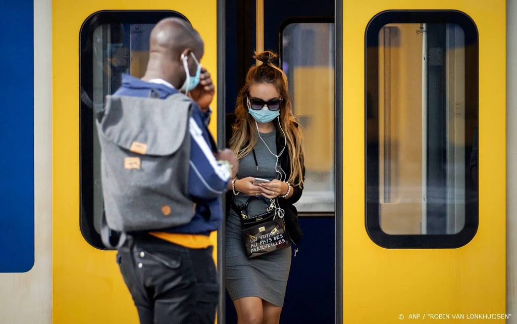 NS: mensen goed op de hoogte van verplichting mondkapjes
