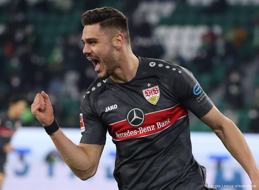 Stuttgart zet tegen HSV forse stap naar handhaving in Bundesliga