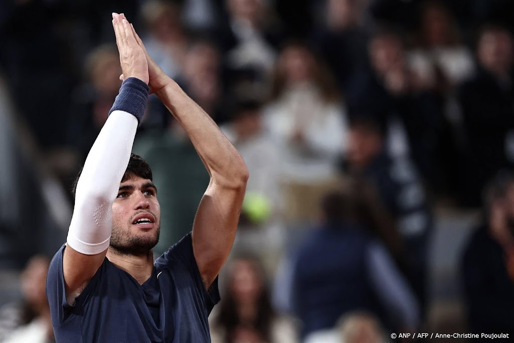 Alcaraz ziet zichzelf steeds beter worden op Roland Garros