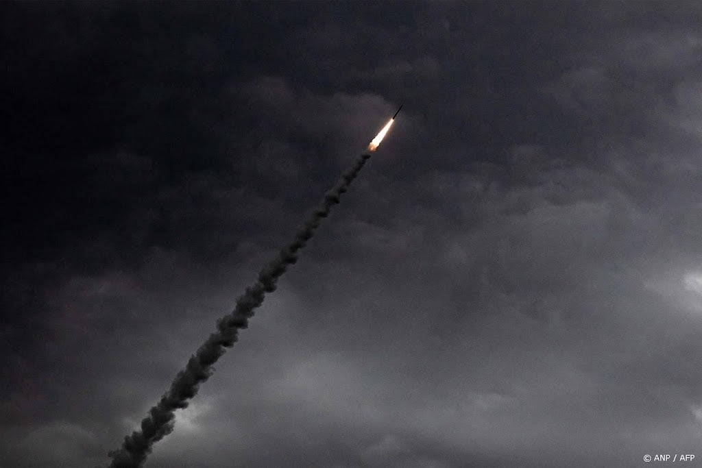 VS melden neerhalen twee Iraanse raketten