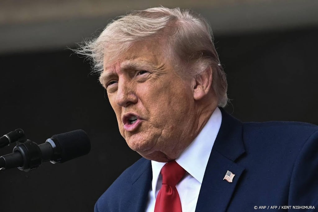 Trump: gebeld met Israël en Hezbollah, aanvallen gaan stoppen