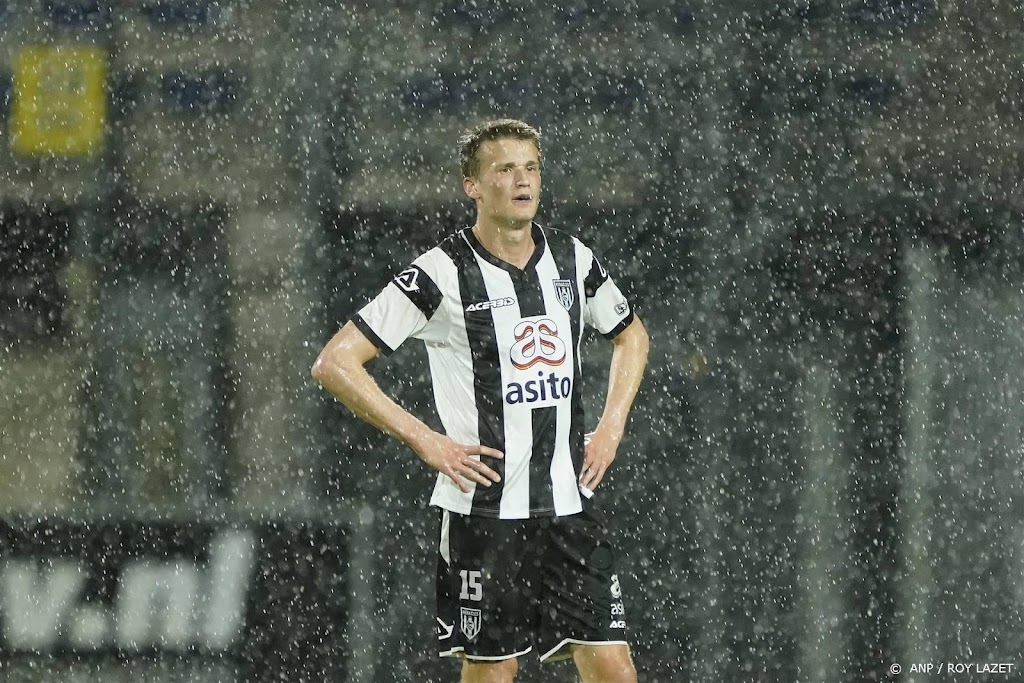 Voetballer Schoofs verlaat Heracles en keert terug naar Lommel