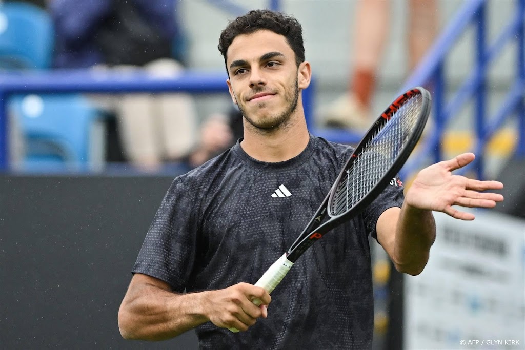 Titels op grastoernooi Eastbourne naar Cerundolo en Keys