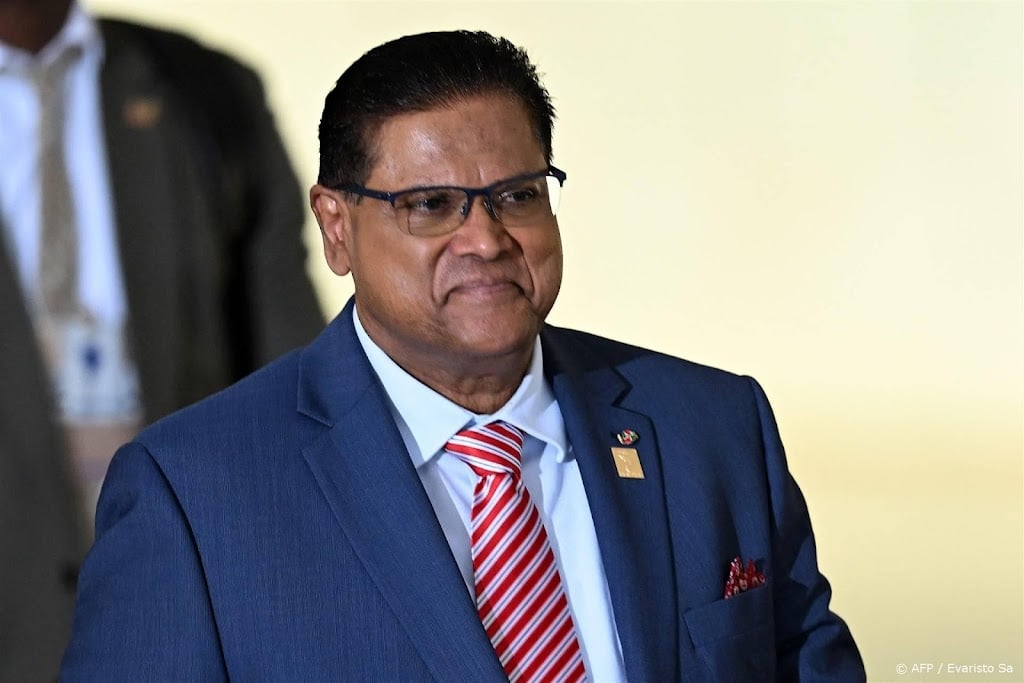 Surinaamse president 'verwelkomt' excuses, ook in Paramaribo