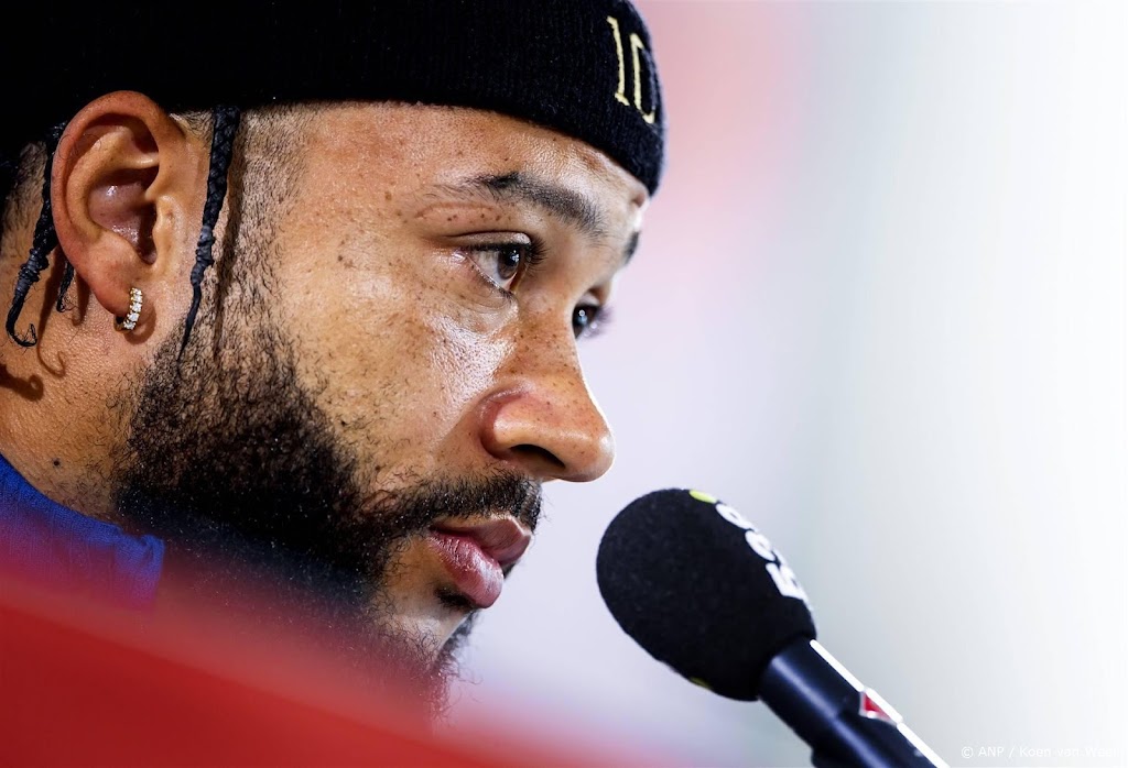 Depay en Van de Ven ontmoeten ploeggenoot in duel met Roemenië