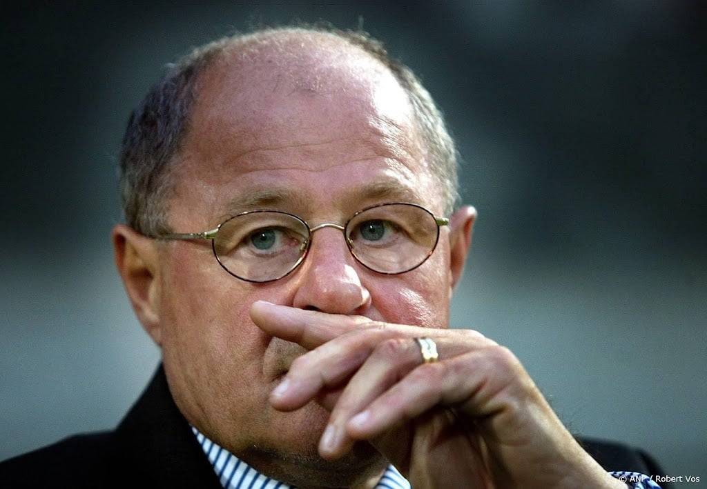 KNVB 'bedroefd' om overlijden oud-international Israël