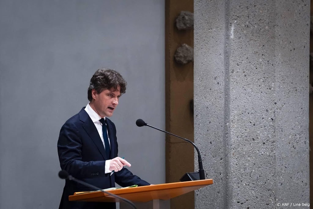 Zorgen Bontenbal over tweestatusstelsel niet weg na brief Keijzer