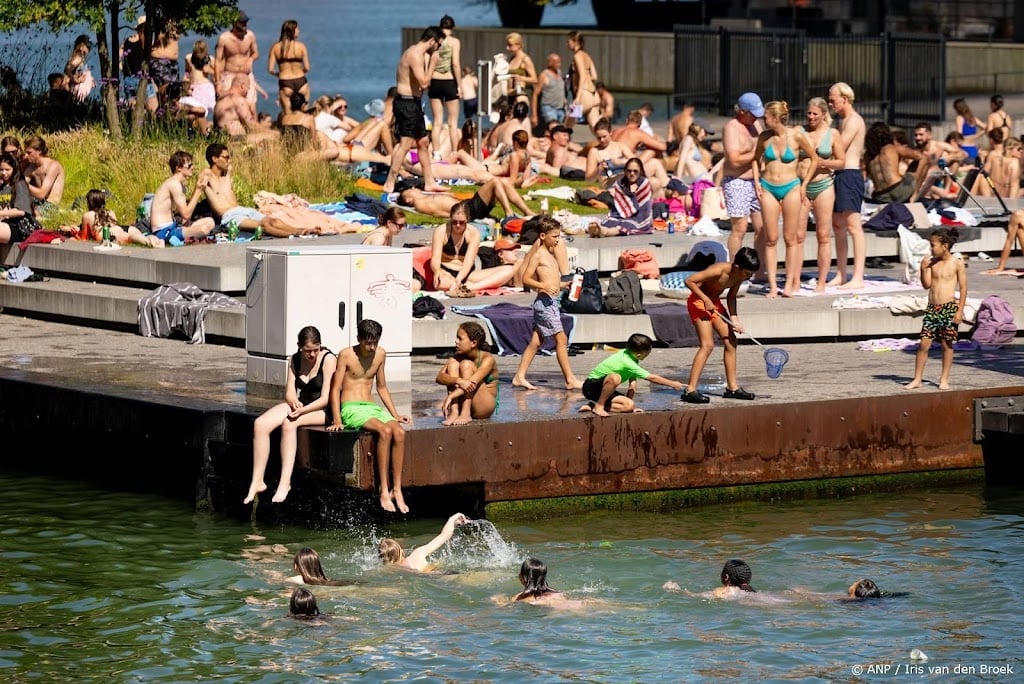 Meer dan 35 graden in De Bilt, officieel een zeer hete dag