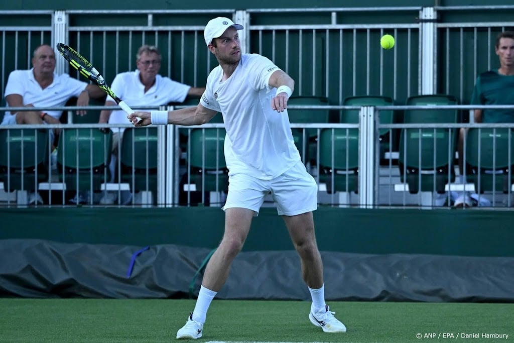 Van de Zandschulp blij met 'solide wedstrijd' na zege Wimbledon