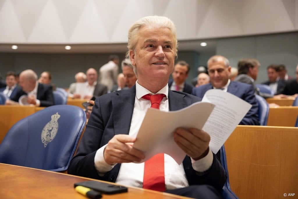 PVV stemt voor asielnoodmaatregelenwet met strafbare illegaliteit