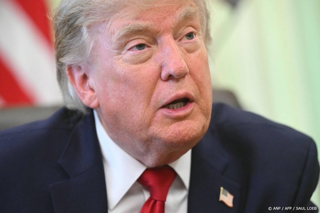 Trump meldt zeker 1,2 miljard dollar inkomsten uit crypto in 2025