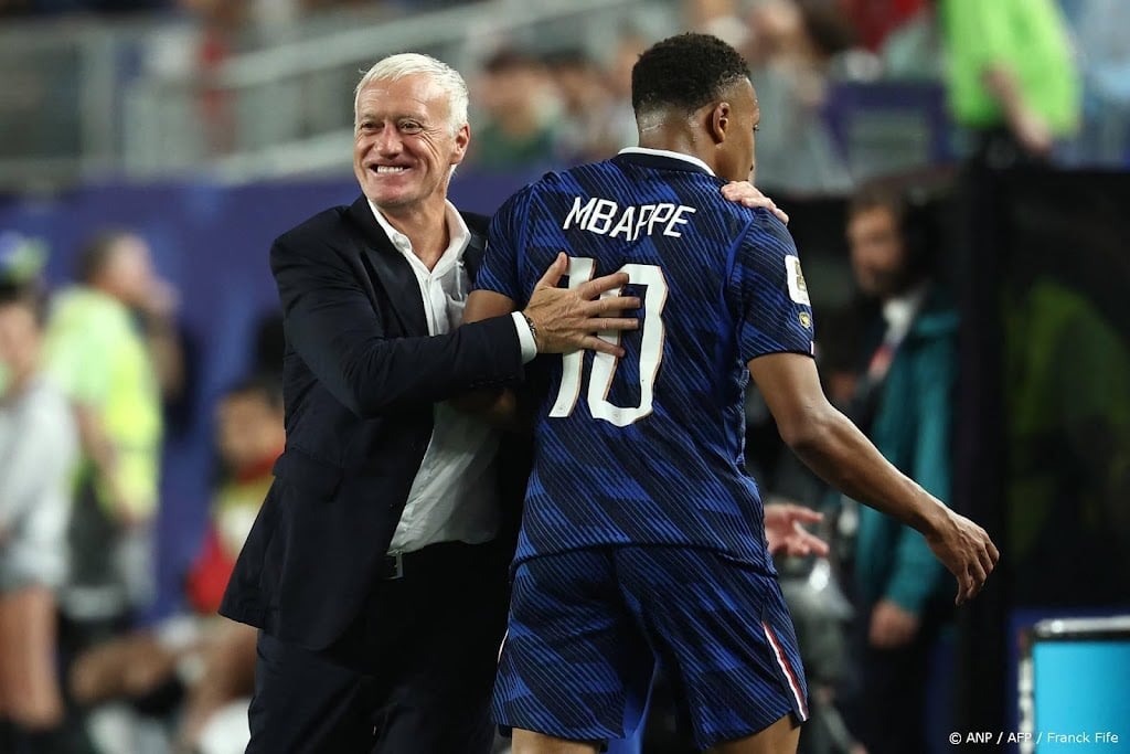 Deschamps vestigt record: bondscoach met meeste zeges op WK