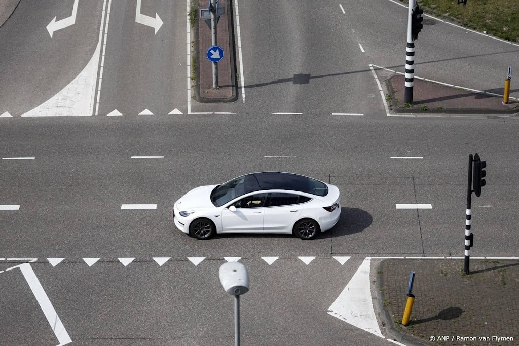 Nederlandse autoverkoop flink omhoog in juni