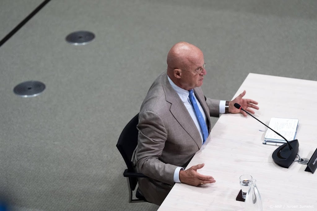 Grapperhaus niet meteen overtuigd van OMT-argumenten avondklok