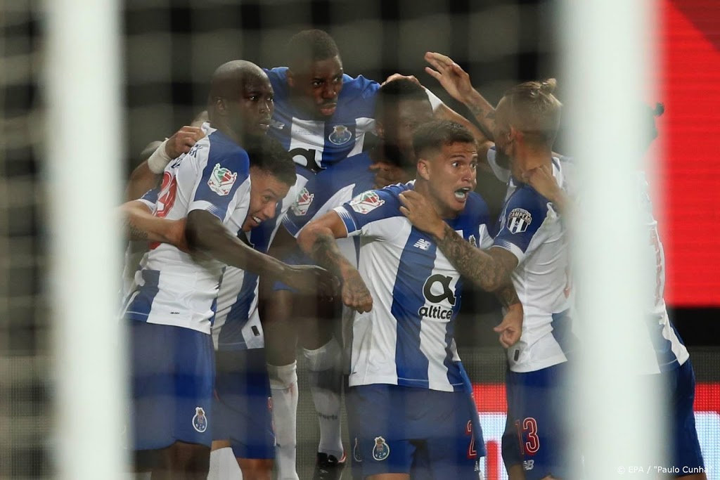 FC Porto wint met tien man de Portugese beker