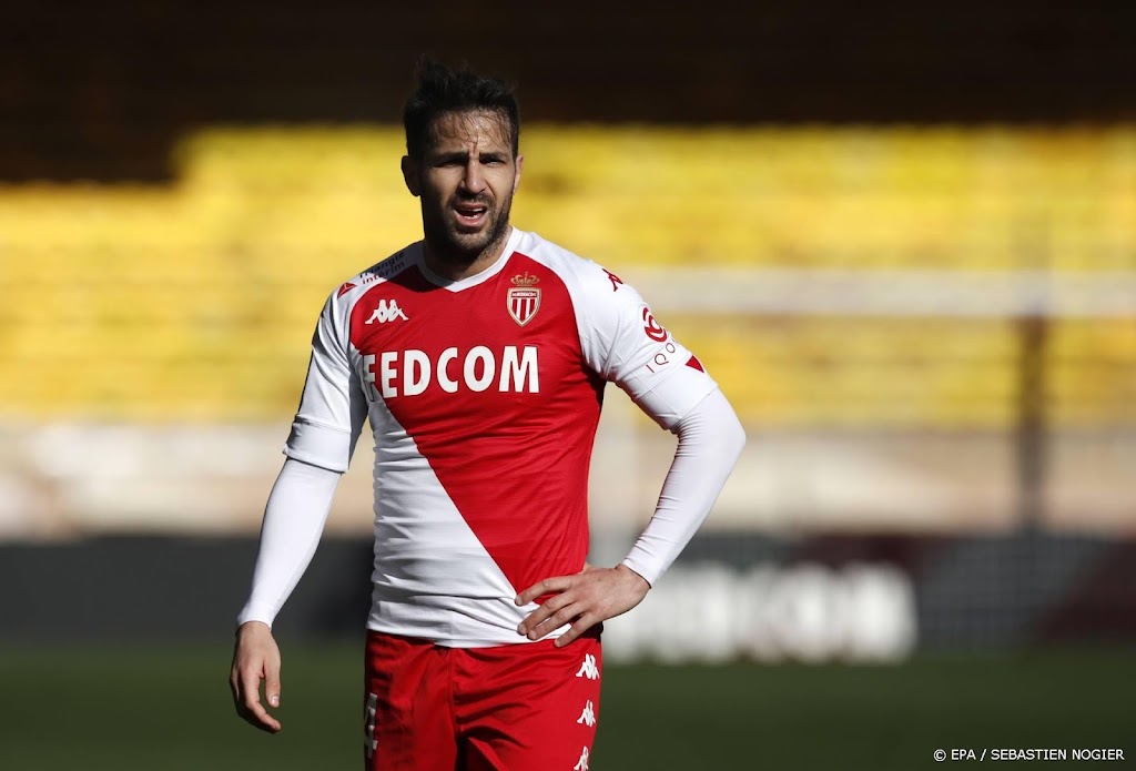 Voetballer Fàbregas zet carrière voort bij Como in Serie B