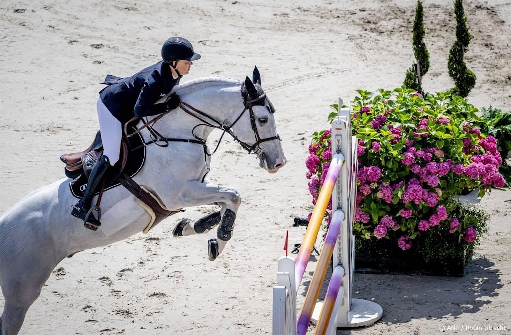 Springruiters overtuigend naar finale olympische landenwedstrijd