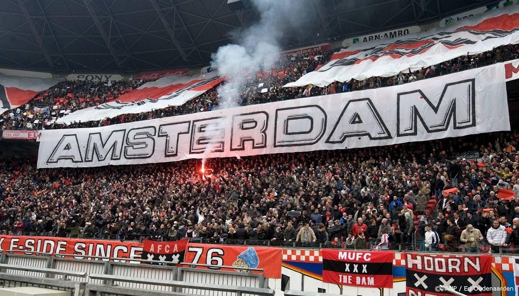 F-Side blijft leeg bij thuiswedstrijden Ajax