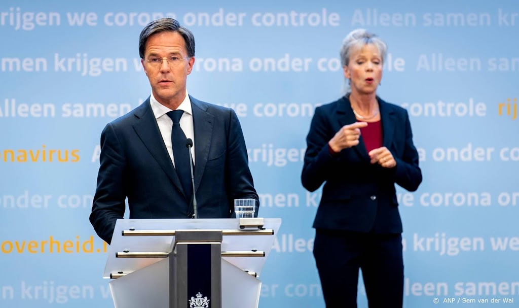 Rutte en De Jonge willen coronasessie 'met iedereen die wil'