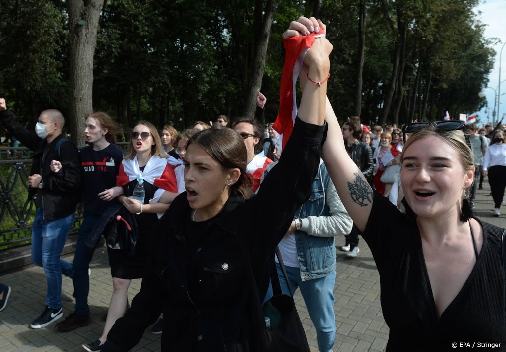 Studenten beginnen studiejaar met protest tegen Loekasjenko