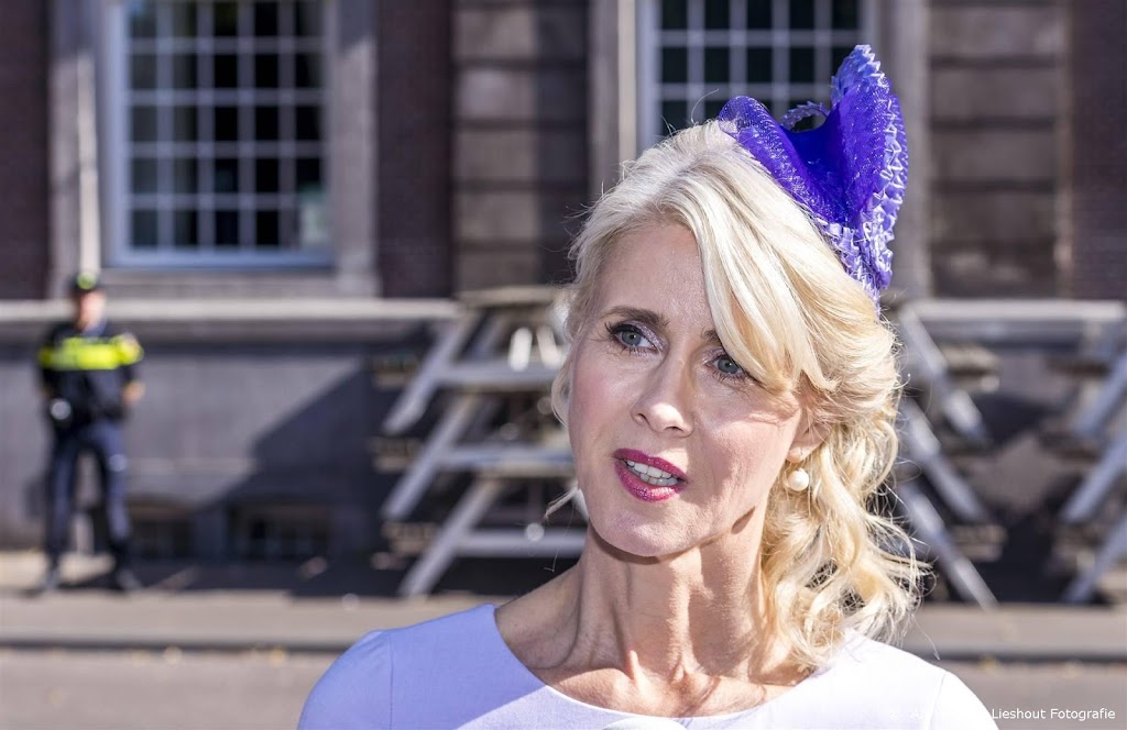 Mona Keijzer komt met aanbevelingen rond 'kanaaldrama' Overijssel