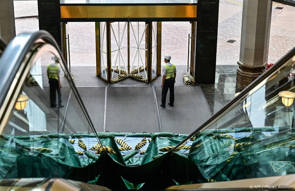 Hongkong en andere miljoenensteden zetten zich schrap voor tyfoon