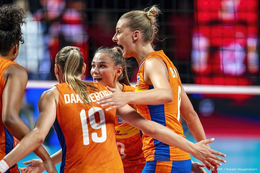 Volleybalsters missen ondanks sterk spel tegen Servië EK-finale