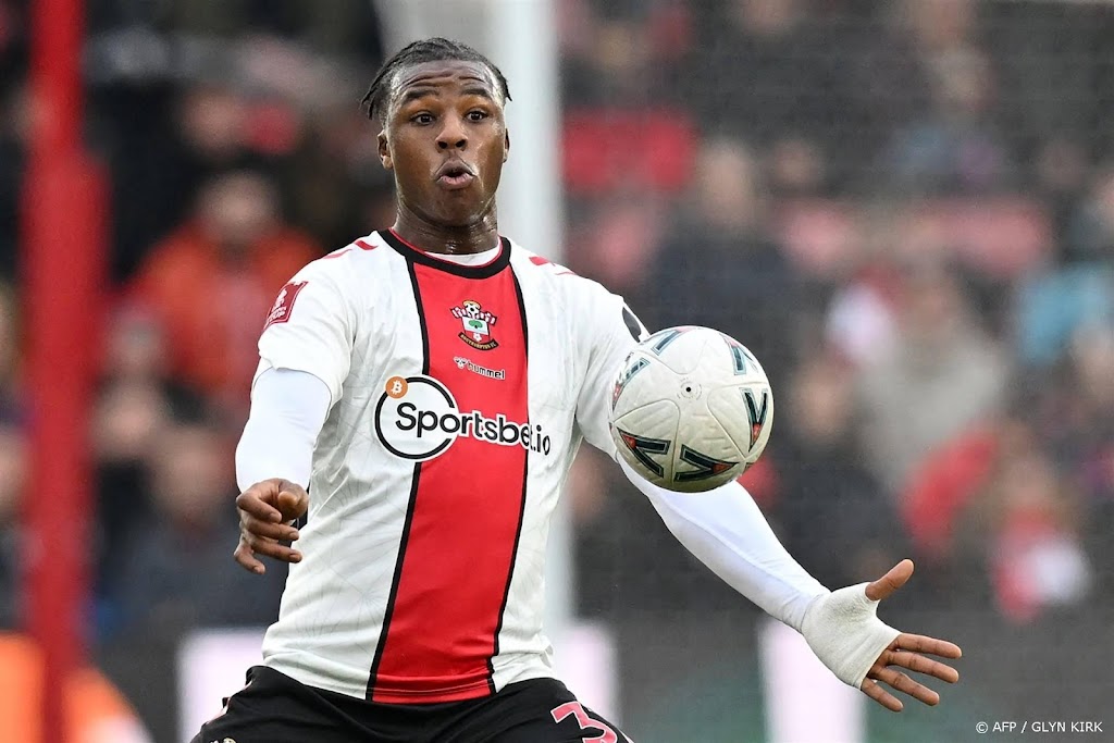 PSV haalt met Bella-Kotchap gewenste defensieve versterking