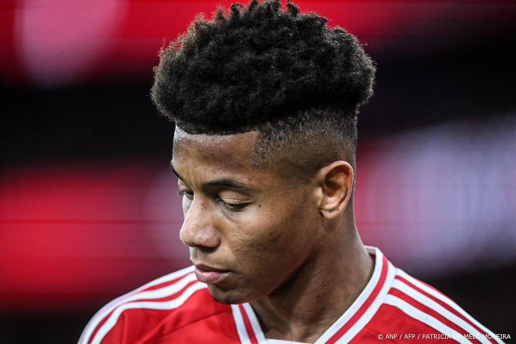 Neres (oud-Ajax) slachtoffer gewapende overval bij stadion Napoli