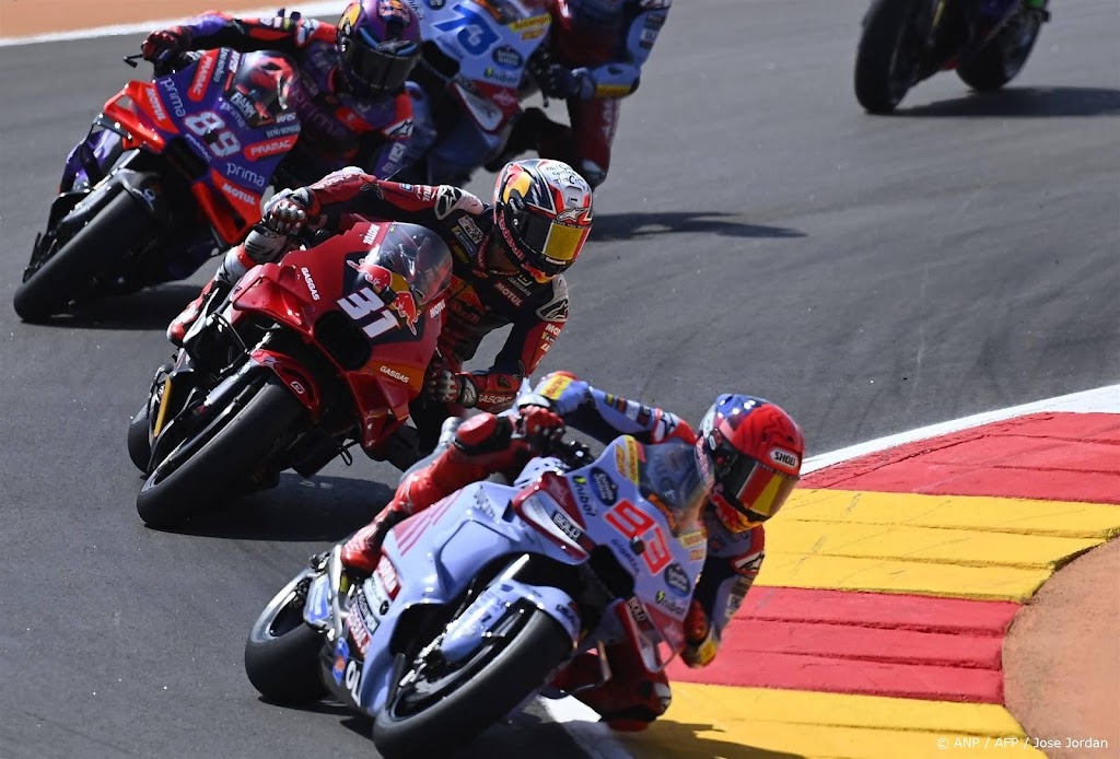 Márquez wint na sprintrace in Aragón ook Grote Prijs in MotoGP