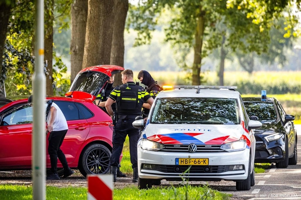 34 mensen aangehouden voor geweld in Overasselt