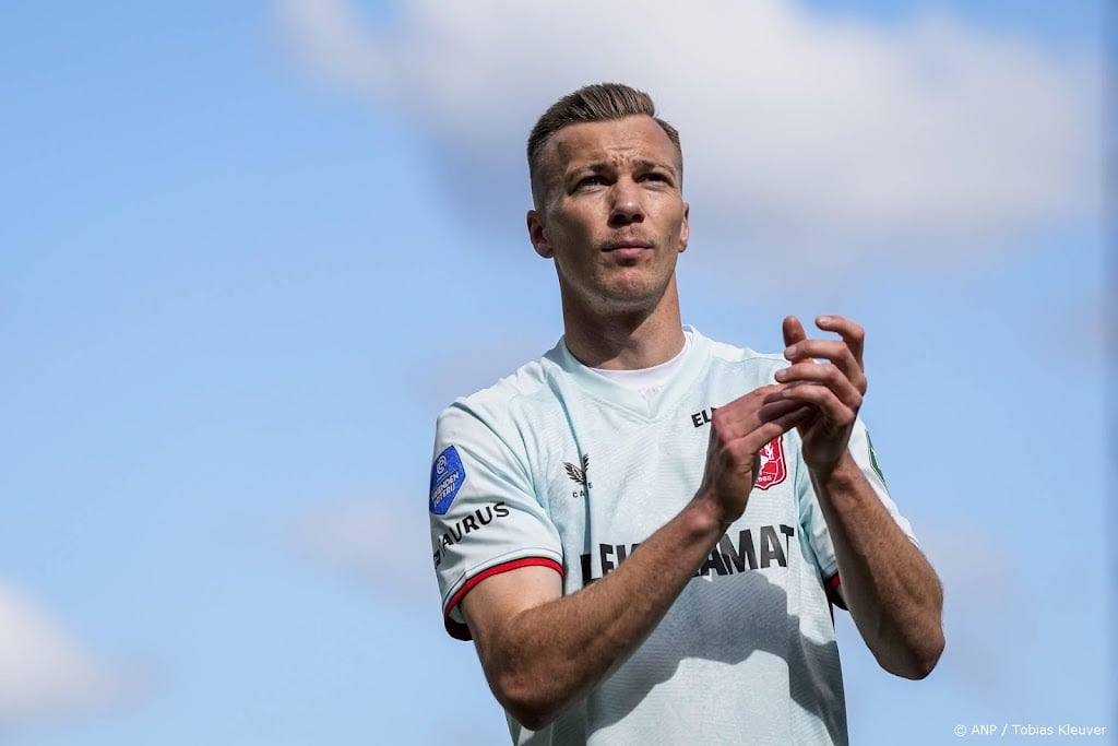 FC Twente laat middenvelder Verschueren naar België teruggaan