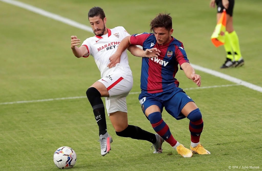 Sevilla wint opnieuw met goal in blessuretijd