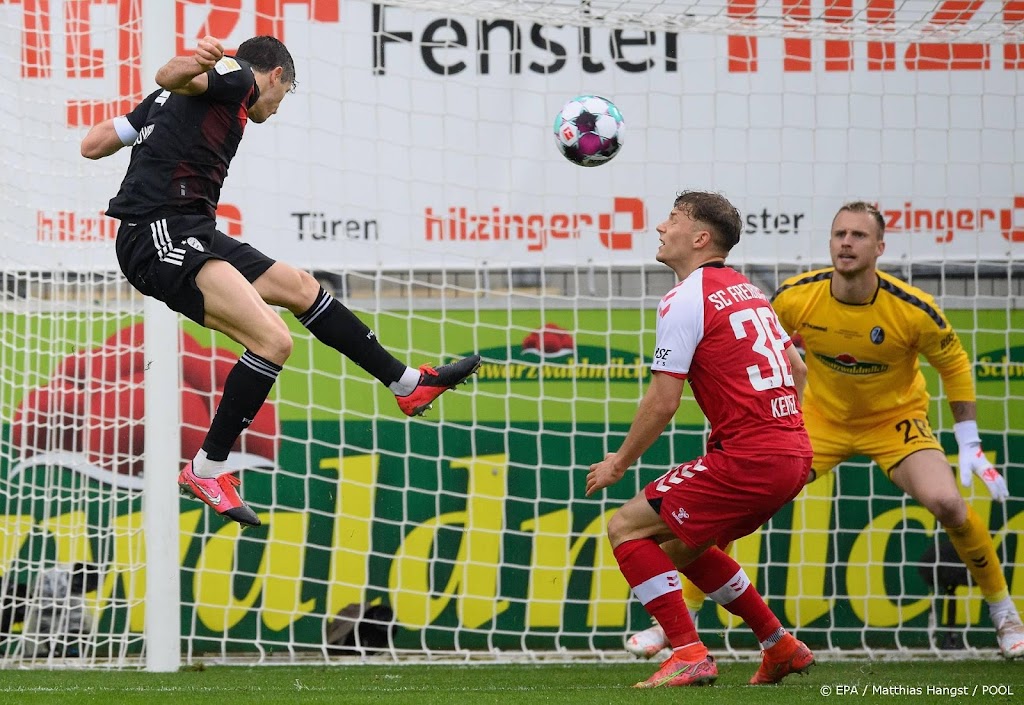 Doelman Flekken en aanvaller Lang voor het eerst bij Oranje