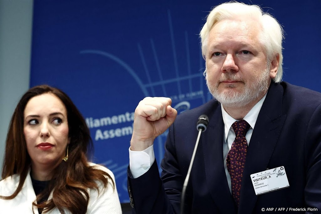 Assange: vrij omdat ik schuldig pleitte aan journalistiek