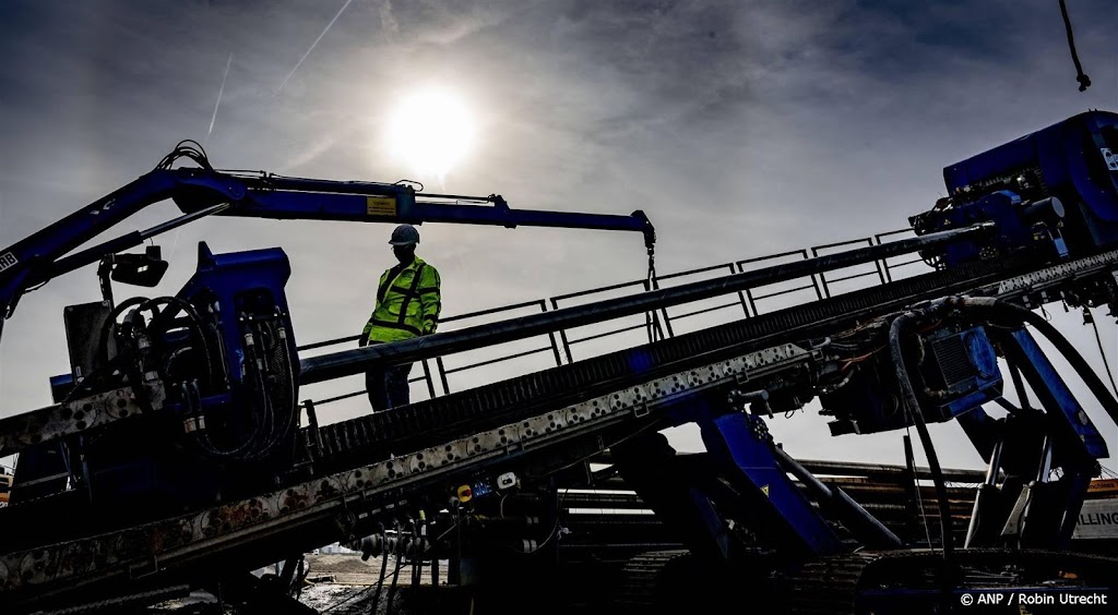 Bedrijven Rotterdamse haven beklagen zich over 'verkeersinfarct'