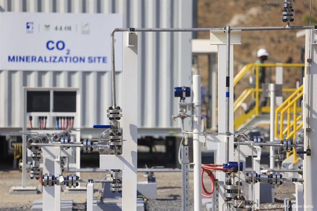 Olieconcern Adnoc koopt Duits chemiebedrijf Covestro 