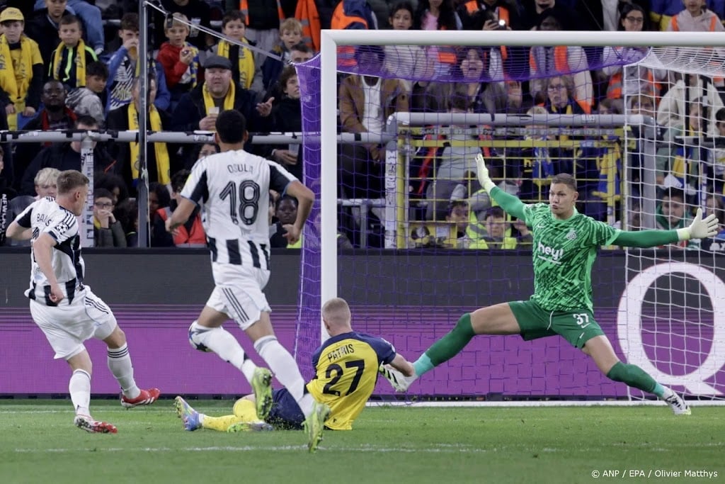 Union verliest na zege op PSV thuis ruim van Newcastle United