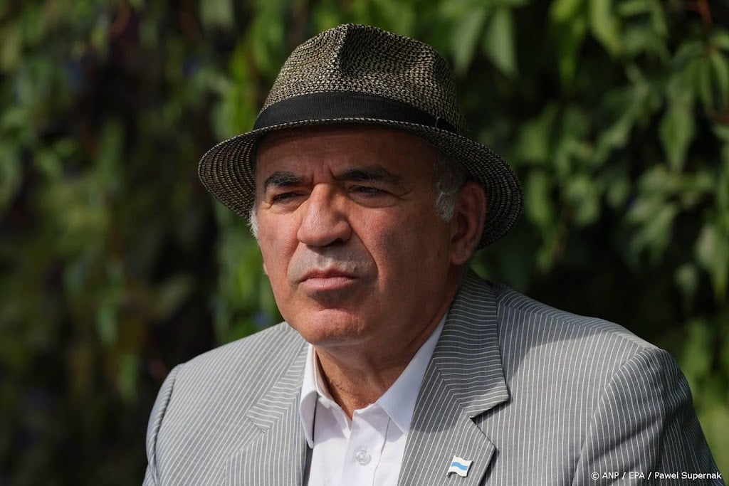 Schaakgrootmeester Kasparov zegt op dodenlijst Kremlin te staan