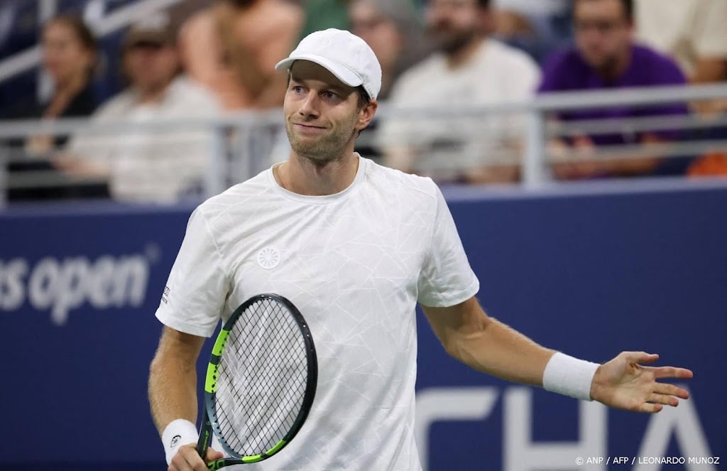 Tennisser Van de Zandschulp snel uitgeschakeld in Beijing