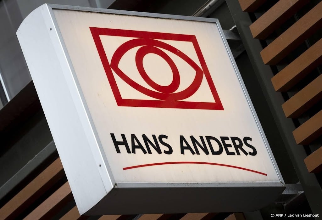 Hans Anders schort verkoop Meta-bril op om 'publieke discussie'