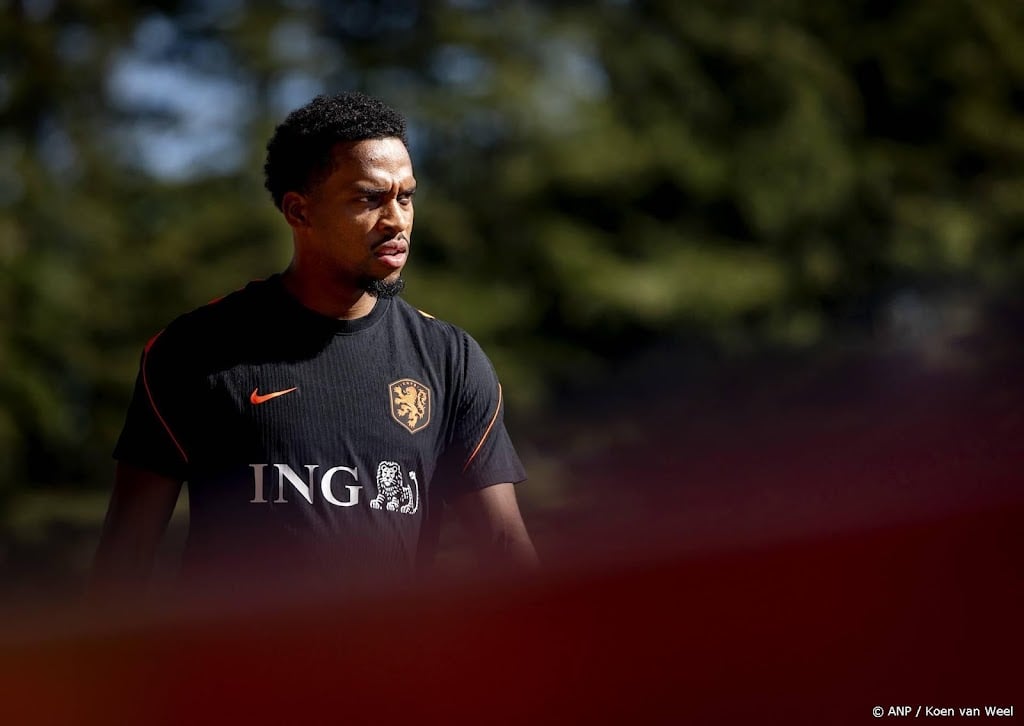 Timber vervangt geblesseerde Van Hecke in opstelling Oranje