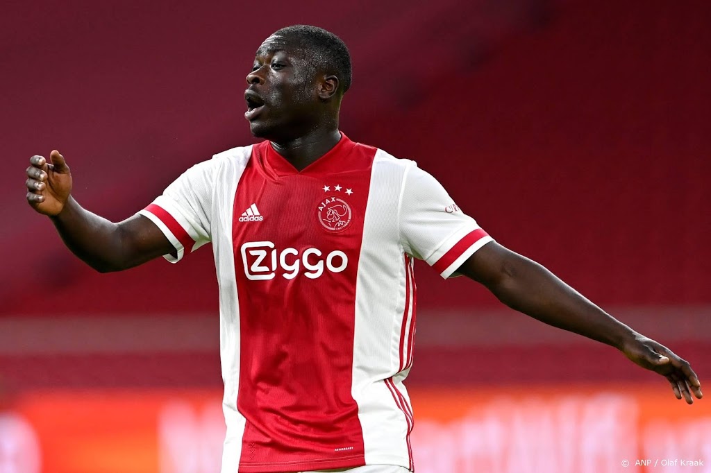 Scoren als debutant voor Ajax, ook spits Brobbey doet het  
